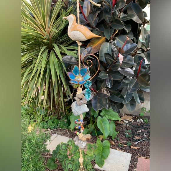 Magic Garden Bird w/ Stained Glass Water Lilly Sea Rocks Wind Chime Sun Catcher - Picture 6 of 13